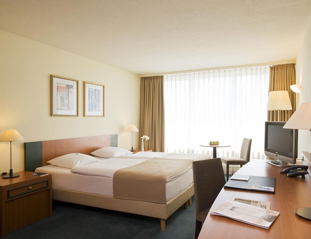 Nh Fribourg Hotel Zimmer foto